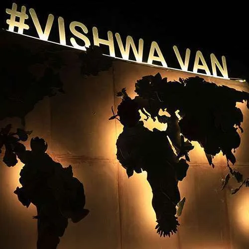 Attraction 8: Vishwa-Van