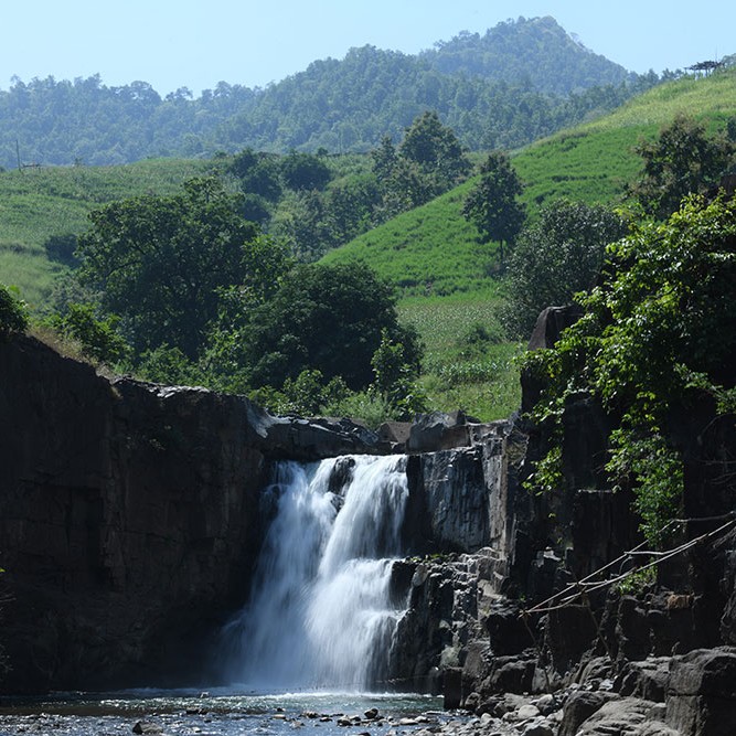 Attraction 9: Zarwani-Waterfall